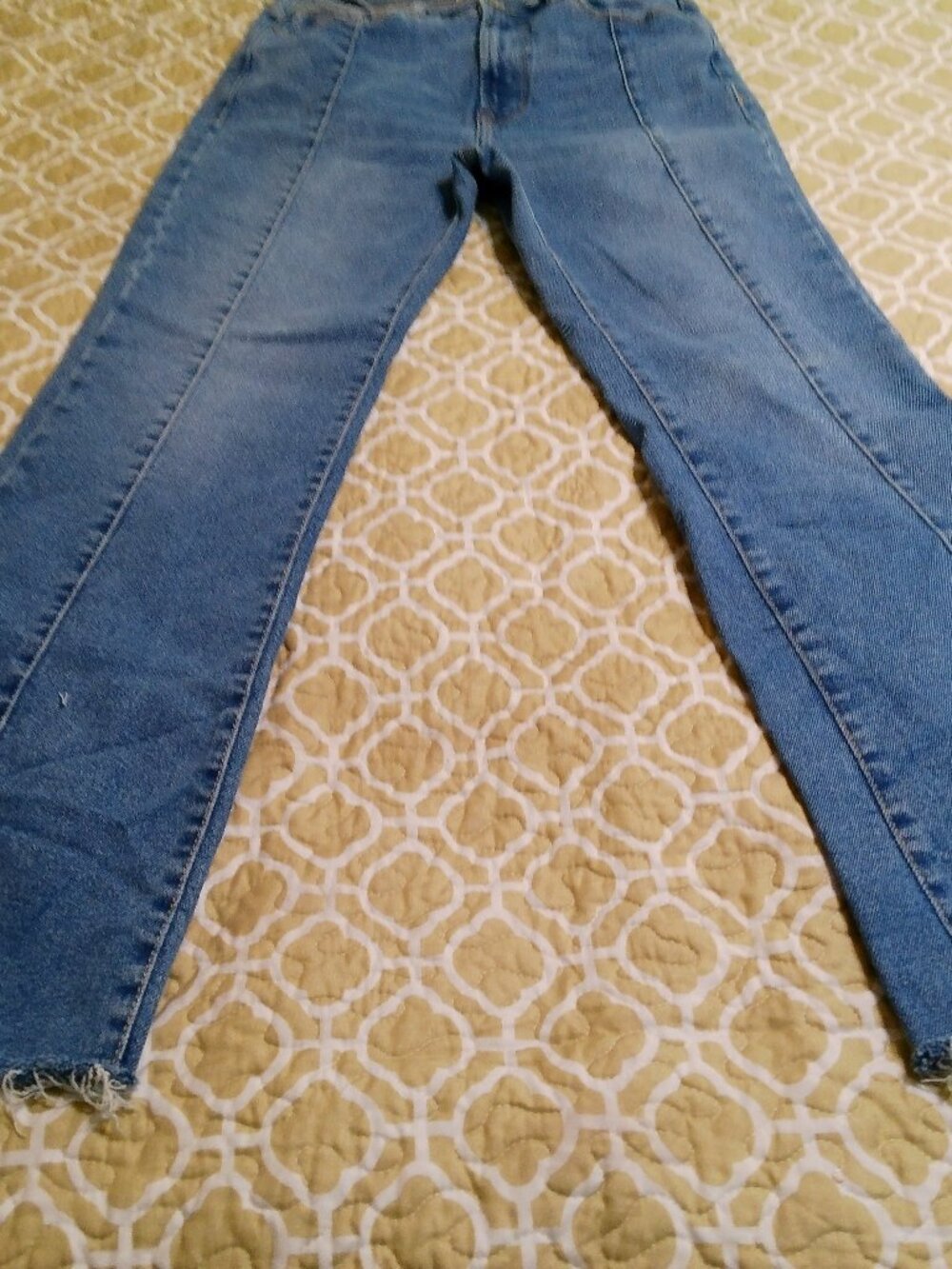 KENSIE JEANS SIZE 8 FLARE LEG GOOD CONDITION